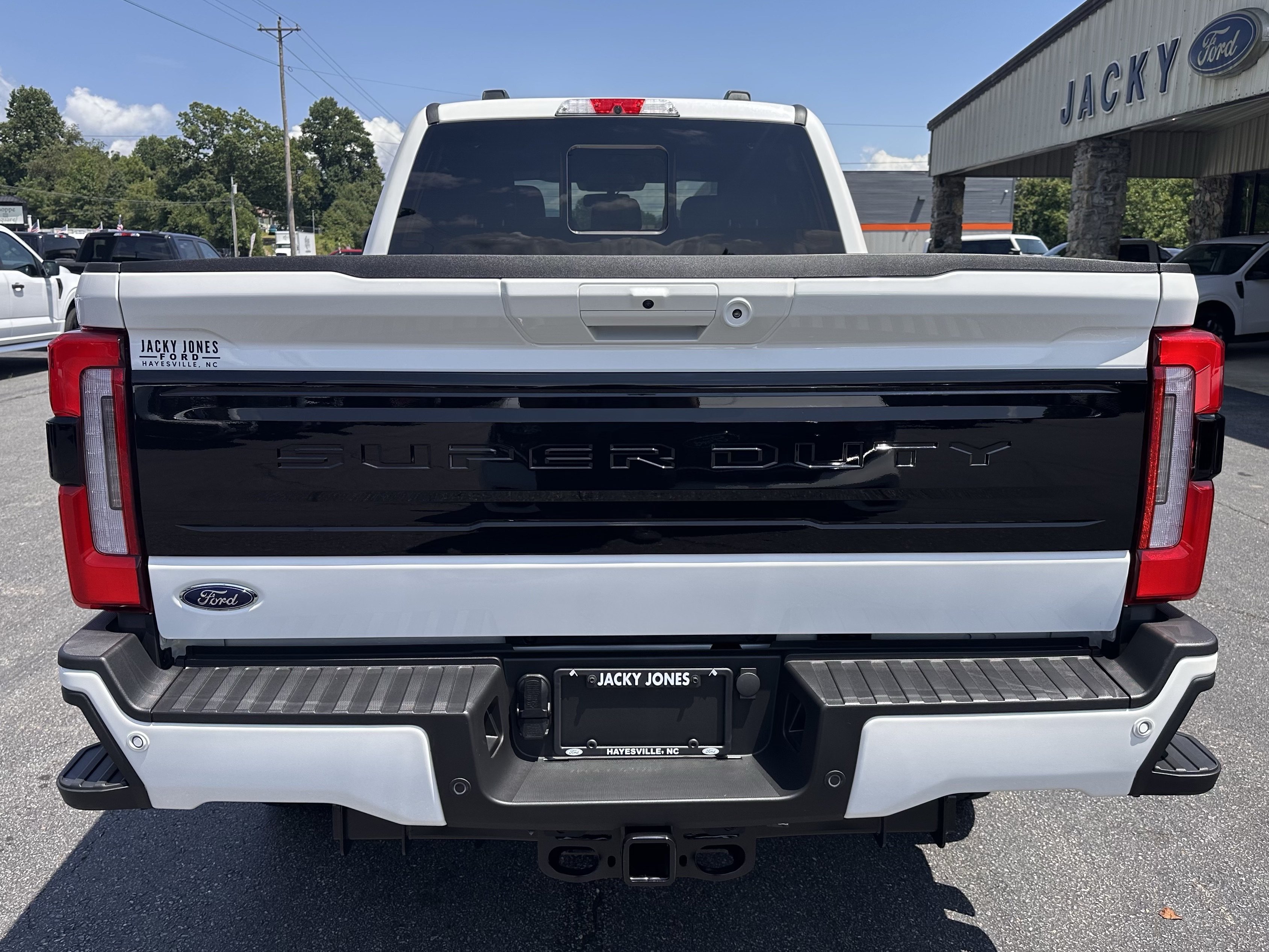 Used 2026 Star White Ford Platinum image 7