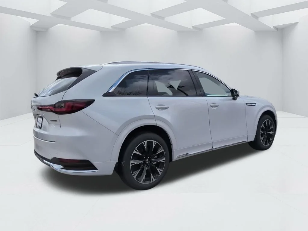 New 2026 White Mazda 3.3 Turbo S Premium Plus image 5