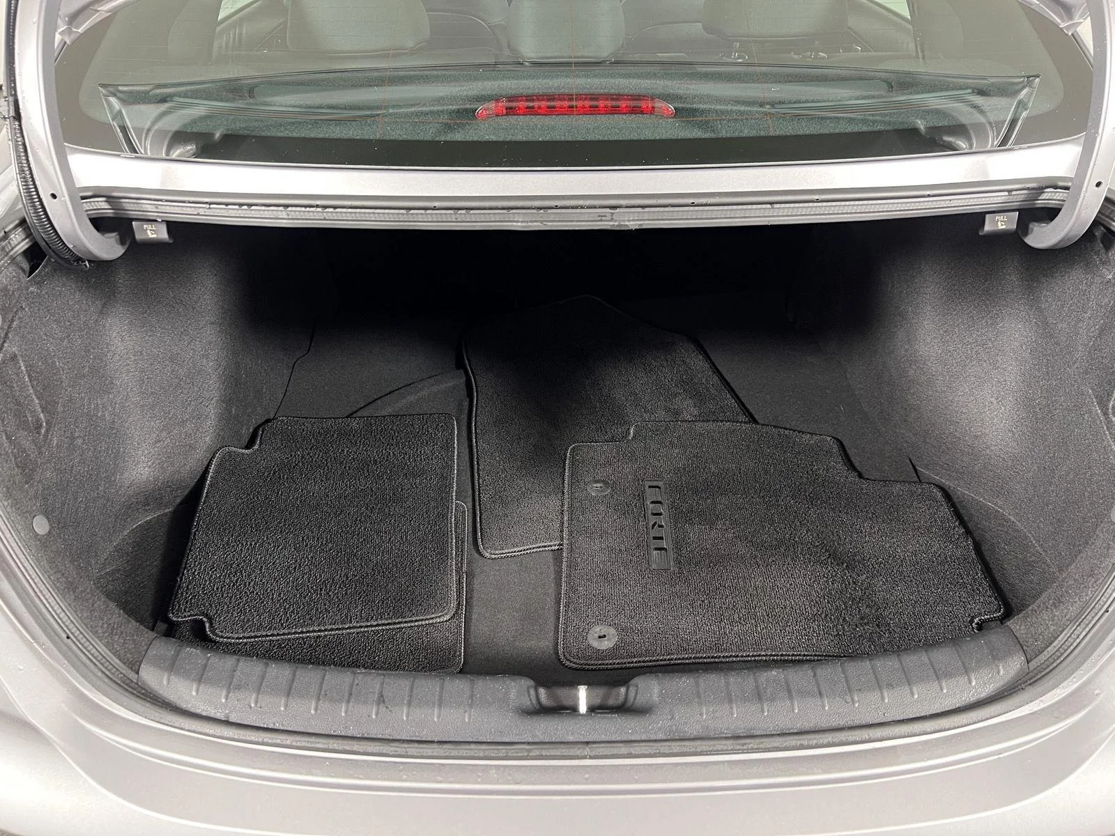 Used 2023 Steel Gray Kia GT-Line image 8