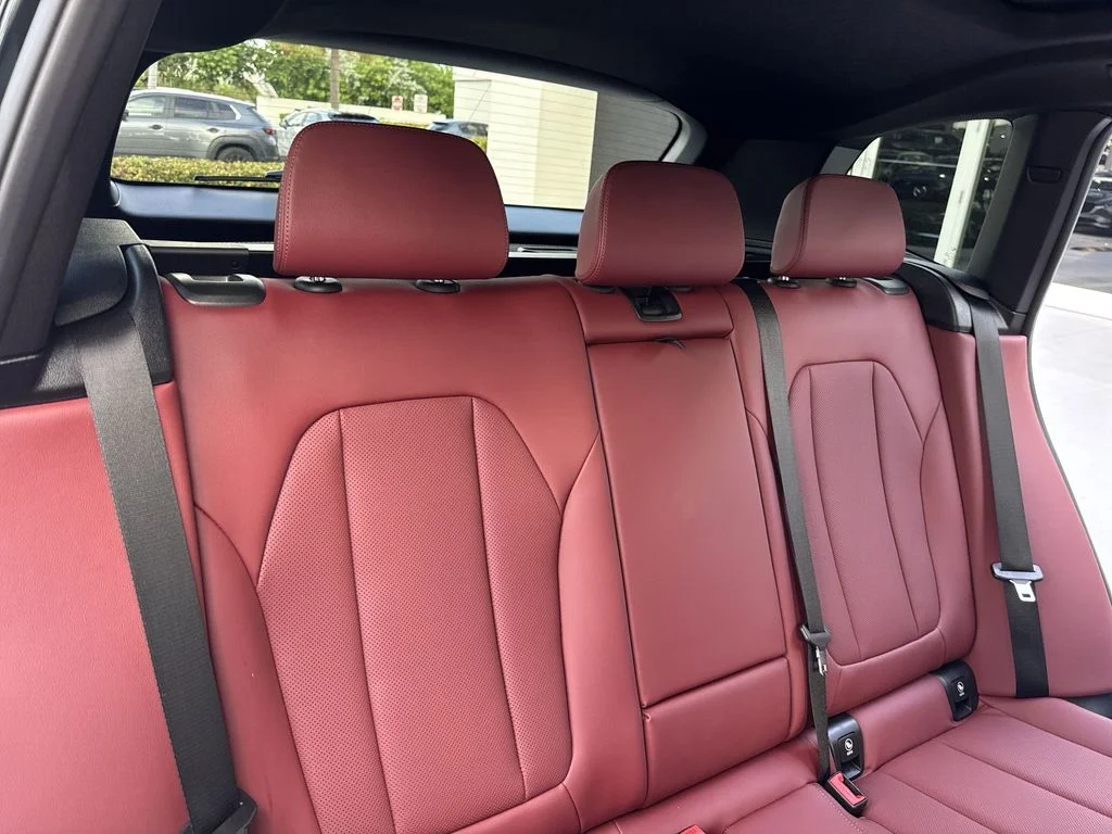 Used 2022 Jet Black BMW sDrive30i image 47