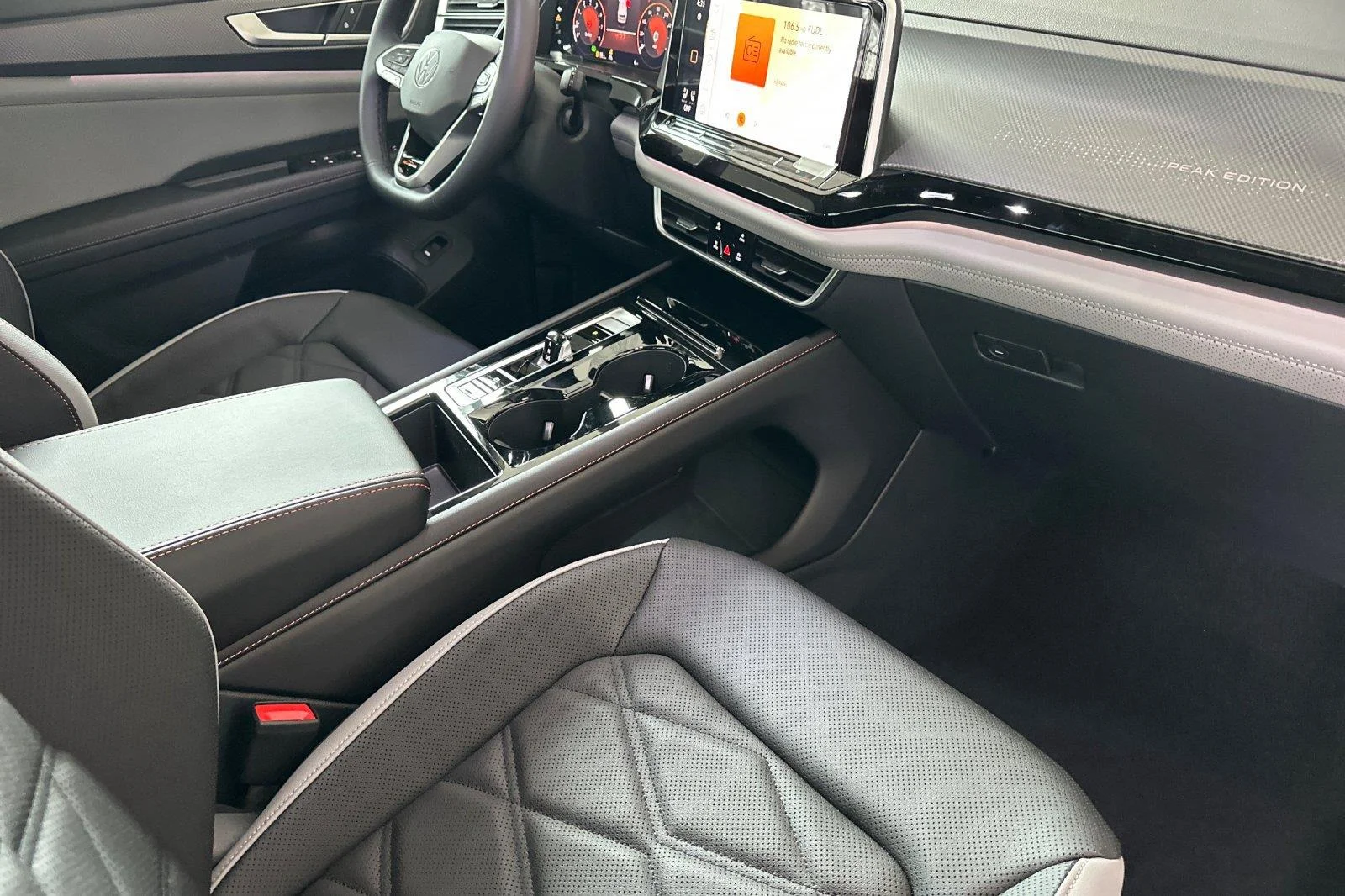 New 2026 Pure Gray Volkswagen 2.0T Peak Edition image 17