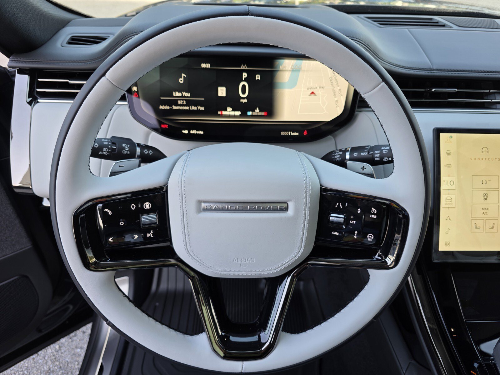 New 2026 Varesine Blue Land Rover P400 Dynamic SE image 16