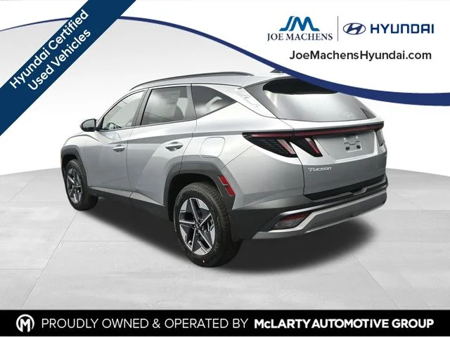 Used 2026 Silver Hyundai SEL Premium image 7