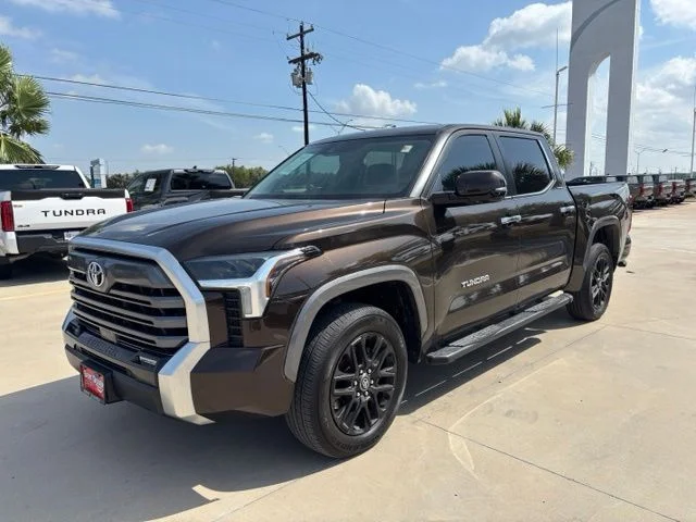 Used 2024  Toyota Limited image 3