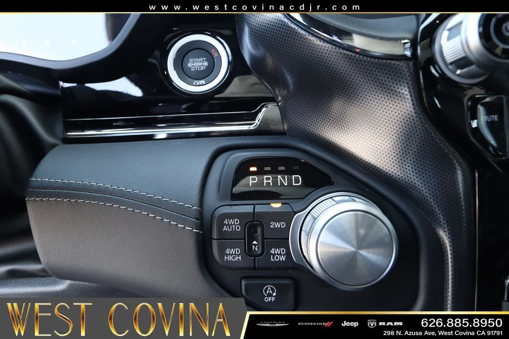 New 2025 Diamond Black Crystal Pearl-Coat Exterior Paint RAM Limited image 21