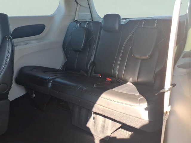 Used 2024  Chrysler Touring L image 18