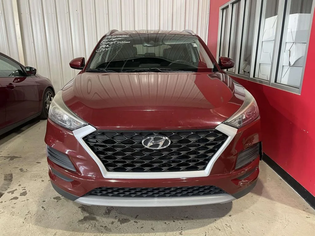 Used 2019 Red Hyundai SEL image 2