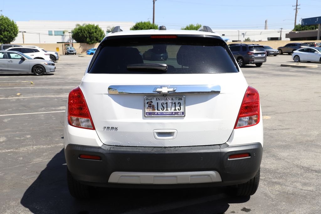 Used 2016 White Pearl Chevrolet LTZ image 4