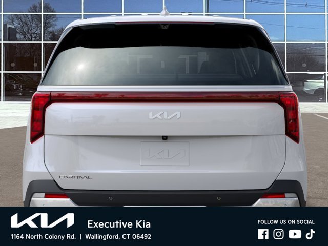 New 2027 White Kia LXS image 13