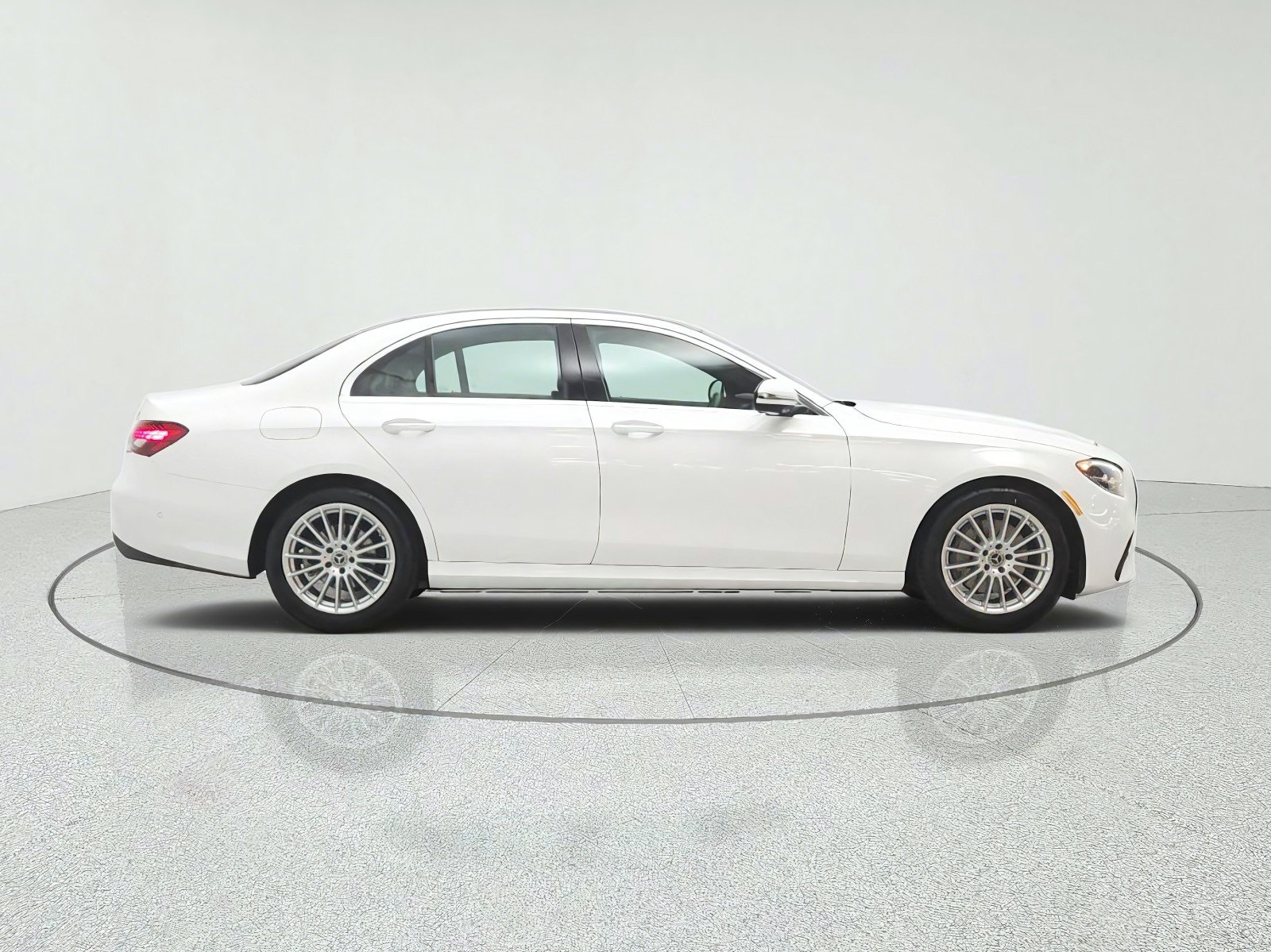 Used 2023 Polar White Mercedes-Benz E 350 RWD Sedan image 4