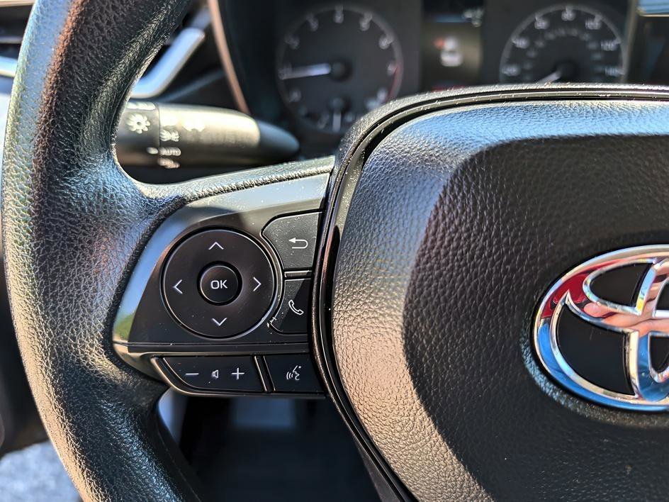 Used 2025 Underground Toyota LE image 19