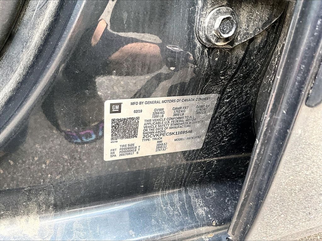 Used 2019 Graphite Metallic Chevrolet LT image 6