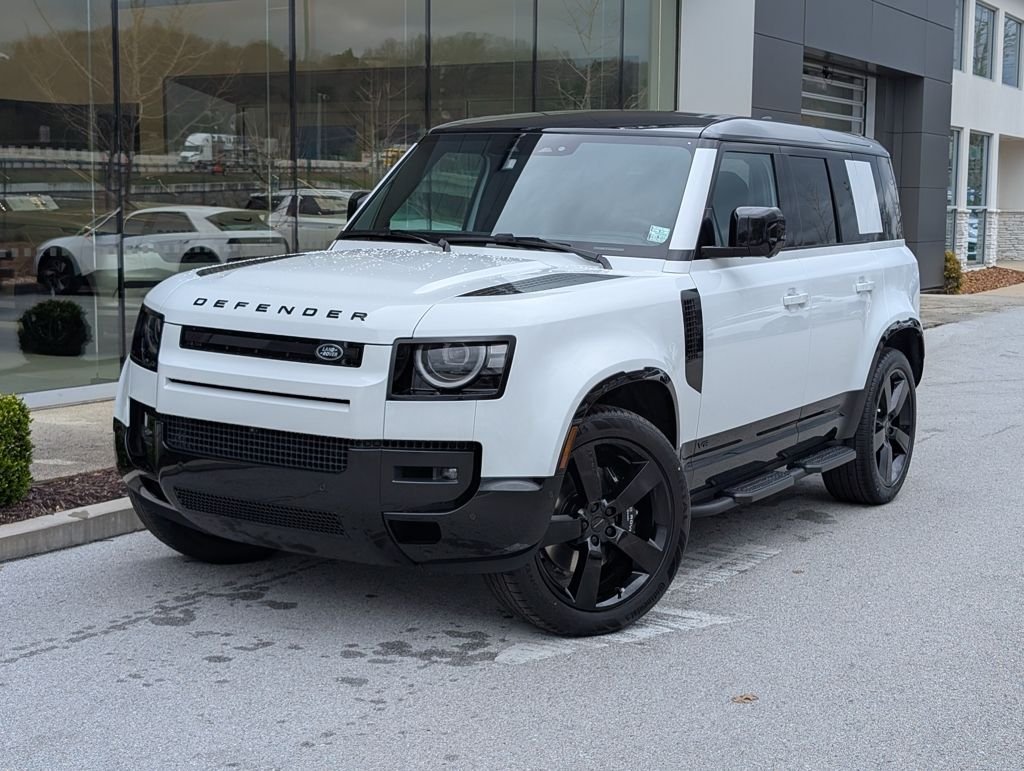 New 2026 Fuji White Land Rover V8 image 2