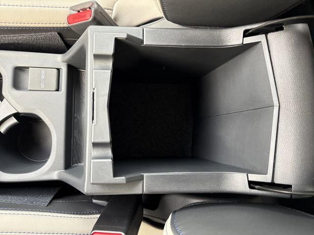 2025 Subaru Forester Limited - Photo 28