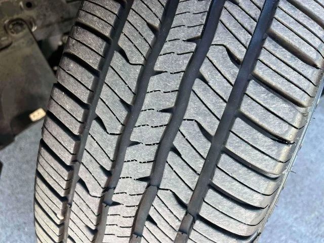 Certified Used 2020 Silver Honda EX image 12