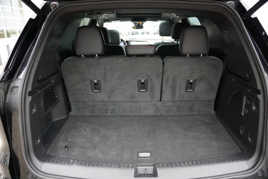 Used 2024 Mosaic Black Metallic Chevrolet RS image 23