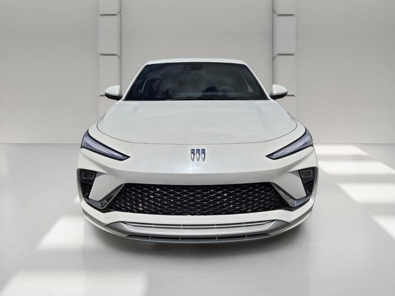 Used 2025 White Frost BUICK AVENIR image 2