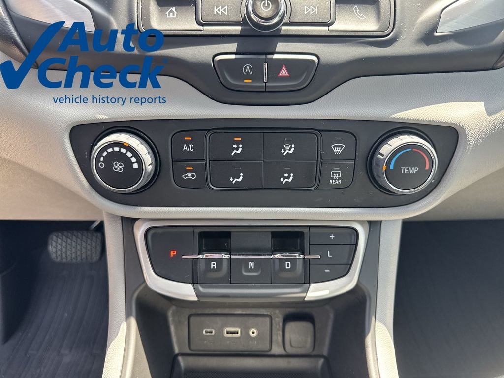 Used 2023 Sterling Metallic GMC SLE image 16