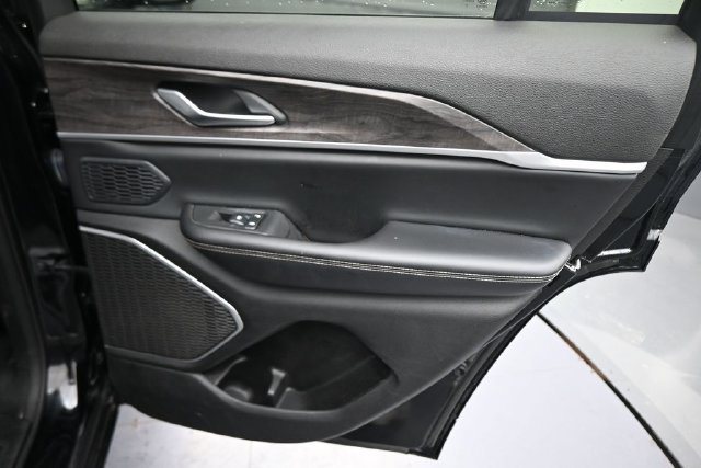 Used 2024 Black Jeep 4xe image 15