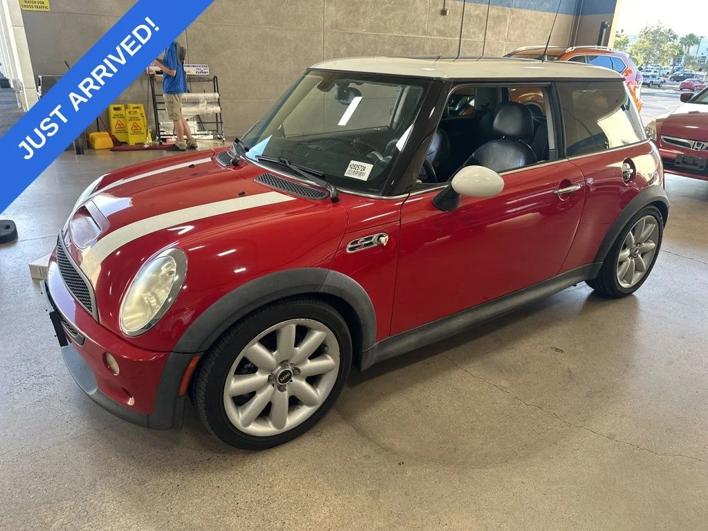 2005 MINI Cooper S's photo