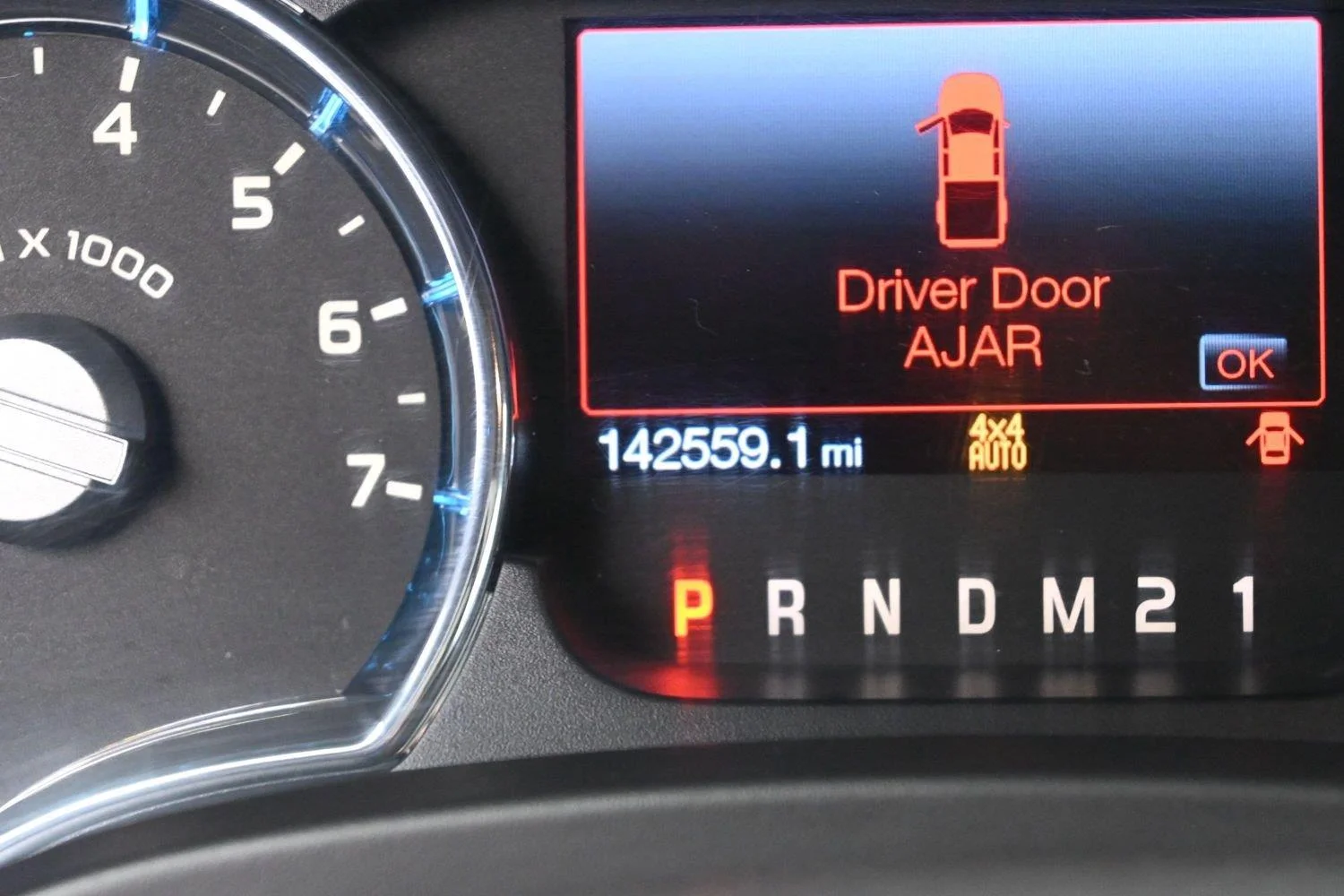Used 2012 Red Candy Metallic Tinted Clearcoat Ford Lariat image 27