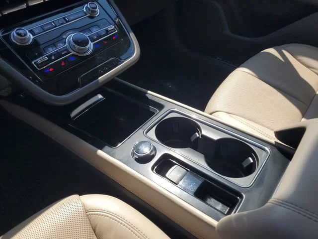 Used 2020 White Lincoln Reserve image 20