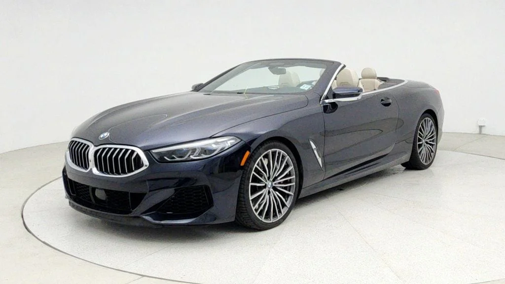 2022 BMW 8 Series M850i xDrive Convertible's photo