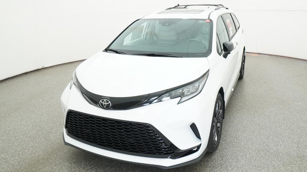 New 2026 Ice Cap Toyota XSE image 20
