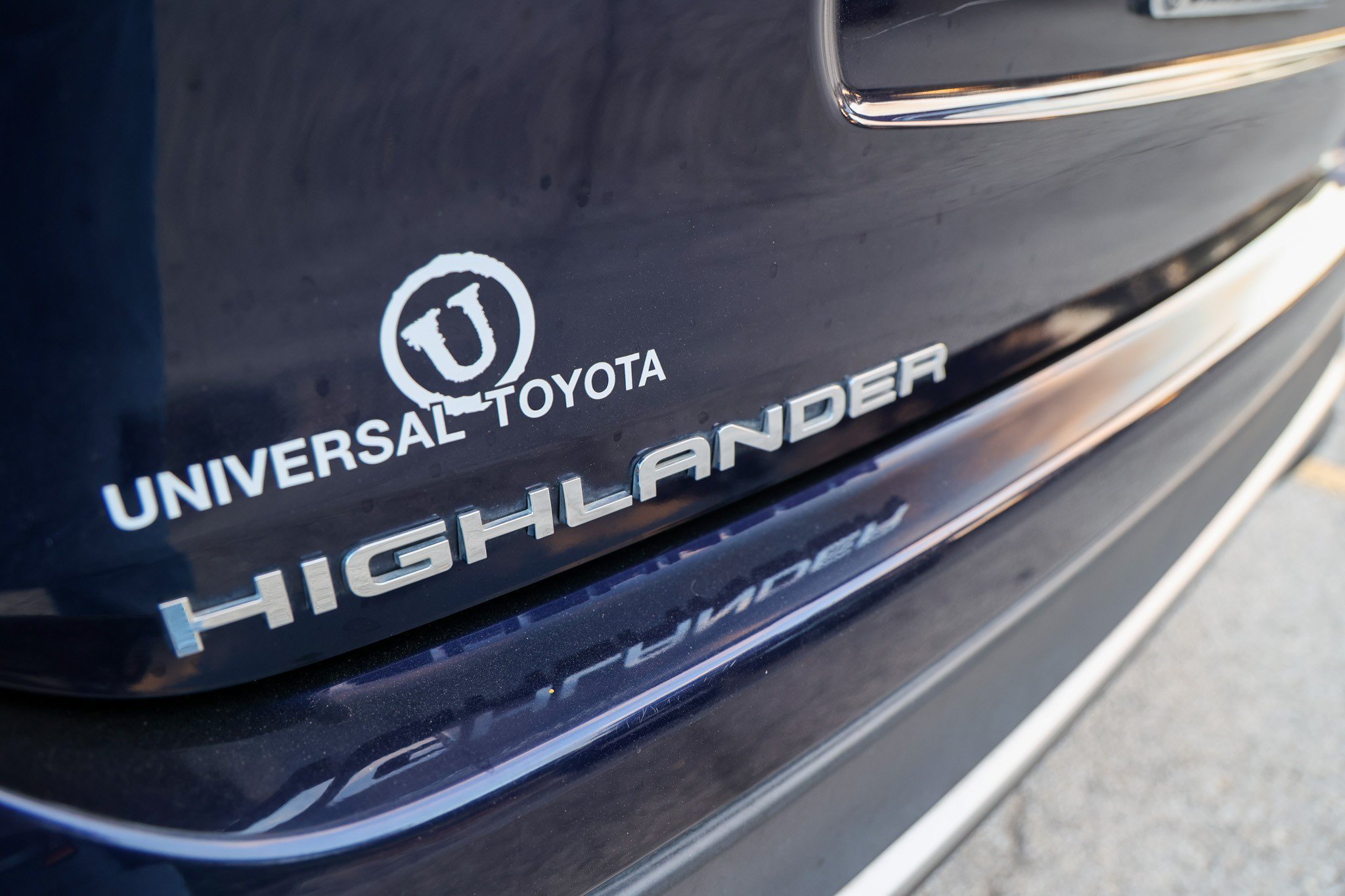 Used 2022 Blue Toyota XSE image 9