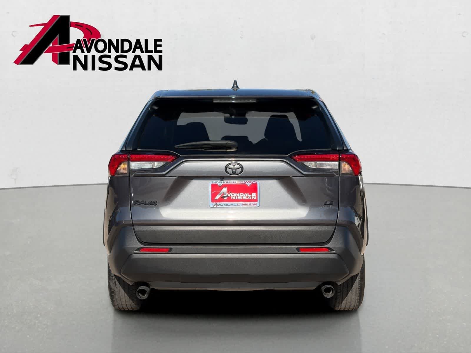 Used 2022 Magnetic Gray Metallic Toyota LE image 5