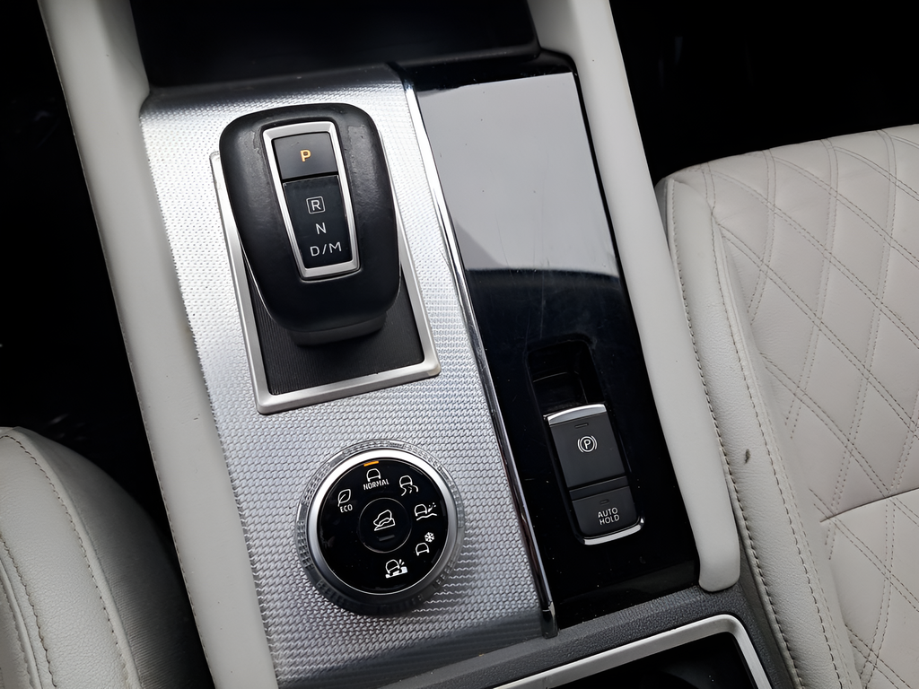 2023 Mitsubishi Outlander SEL - Photo 22