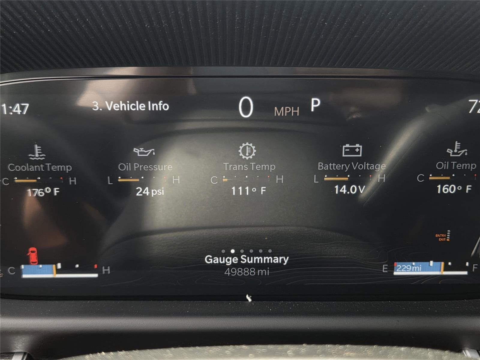 Used 2024 Diamond Black Crystal Pearlcoat Jeep Series III image 24