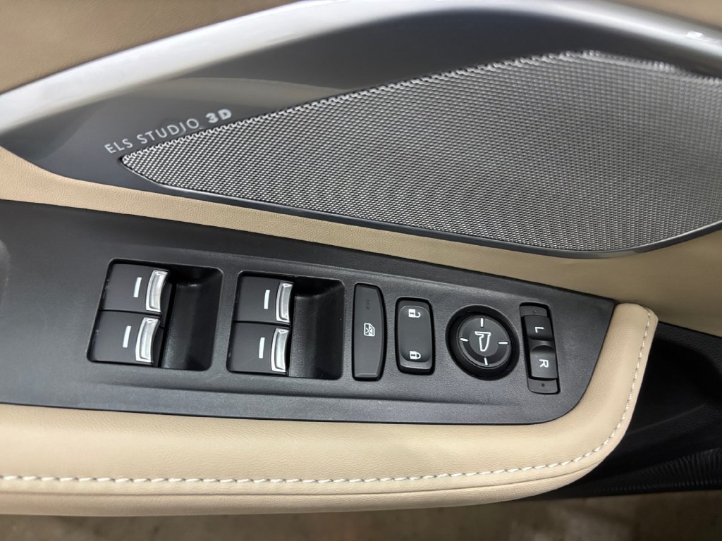 Used 2023 Majestic Black Pearl Acura Technology Package image 13
