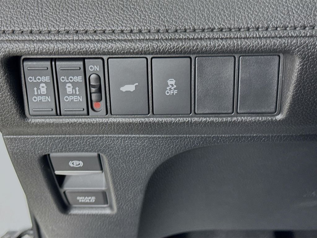 2026 Honda Odyssey EX-L - Photo 13