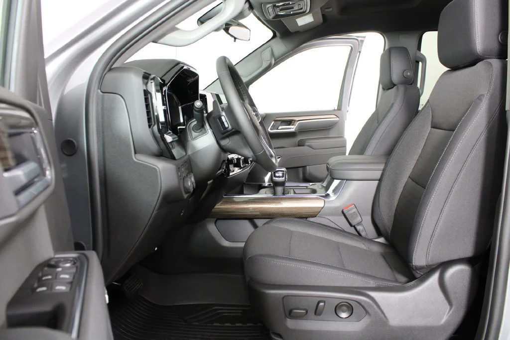 New 2026 Sterling Gray Metallic Chevrolet LT Trail Boss image 20