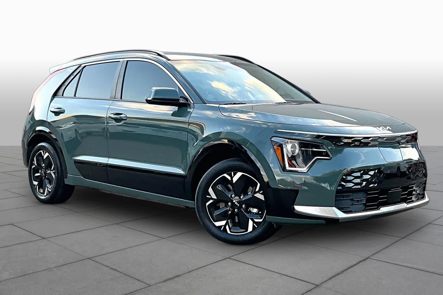 Used 2023 Kia Niro Wind with VIN KNDCR3L17P5019795 for sale in Austin, TX