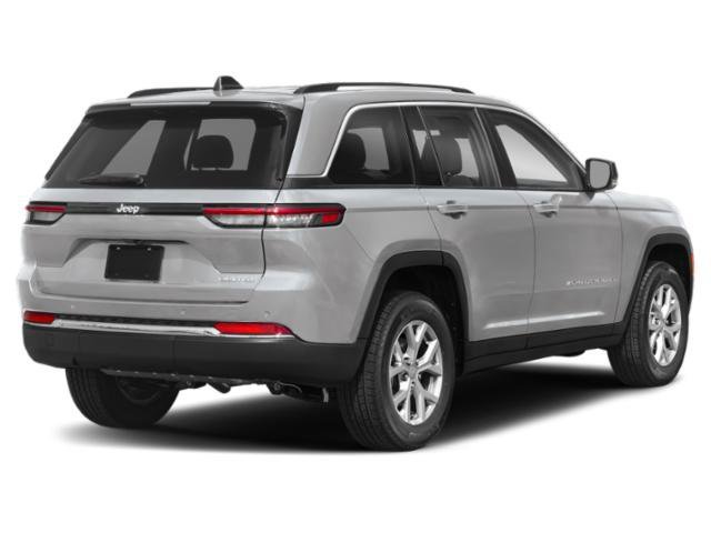 Used 2023 Silver Zynith Jeep Overland image 2