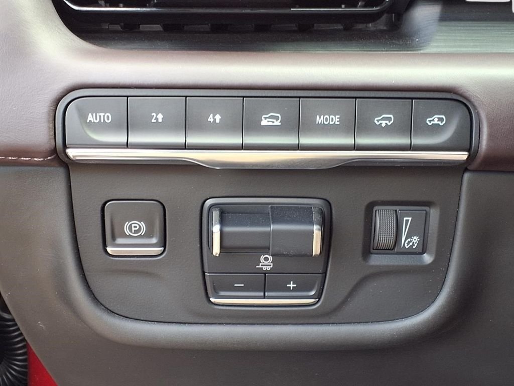 Used 2021 Infrared Cadillac Sport Platinum image 17