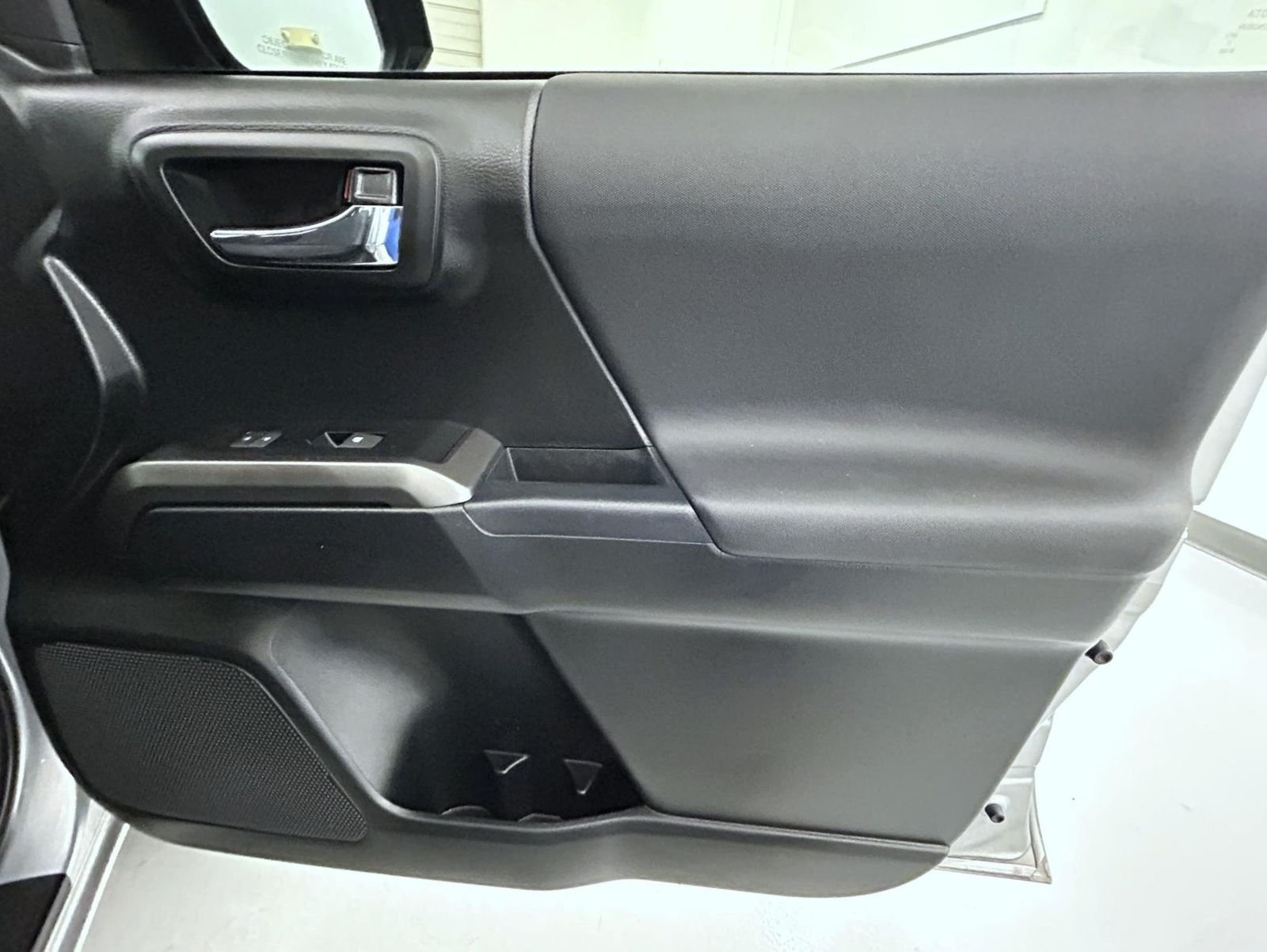 Used 2019 Silver Toyota TRD Off-Road image 16