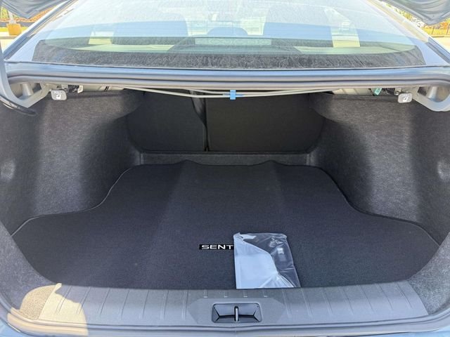 New 2026 Atlantic Gray Metallic Nissan SR image 8