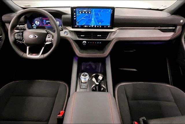 2026 Ford Explorer ST - Photo 18
