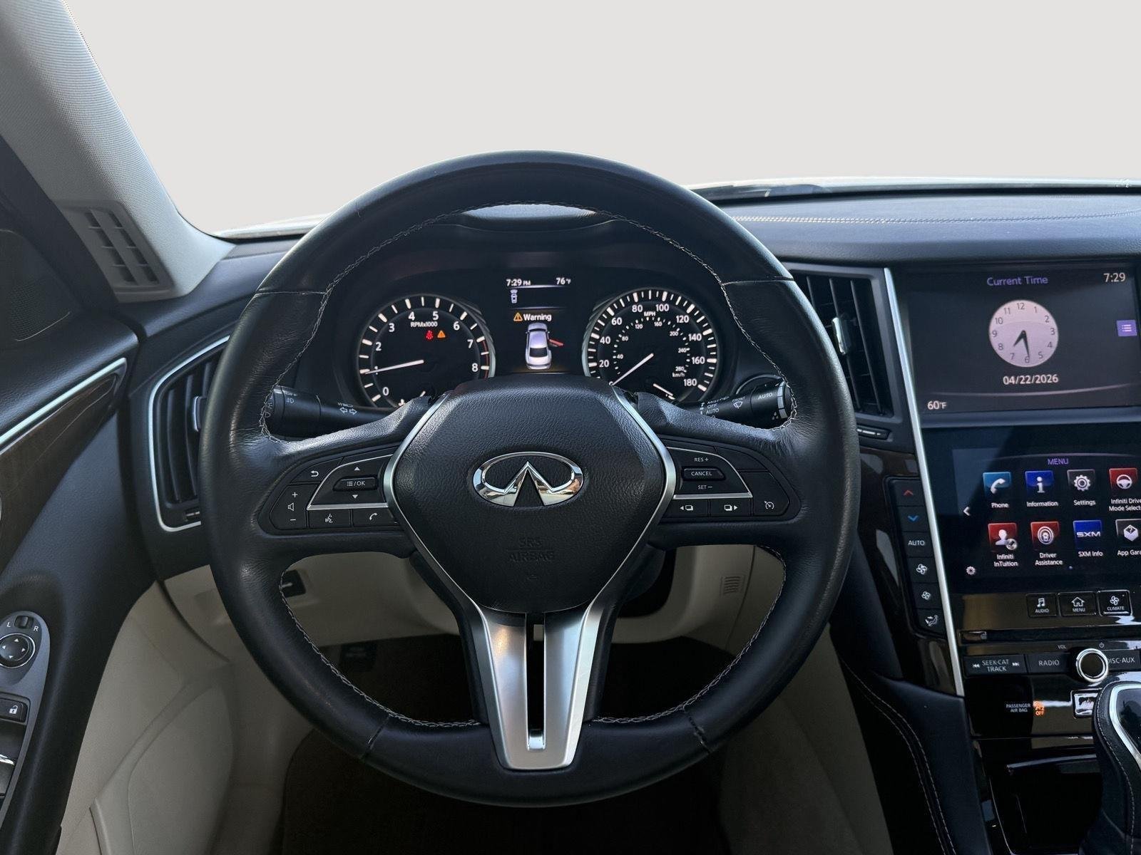 Used 2019 Majestic White INFINITI 3.0t LUXE image 17
