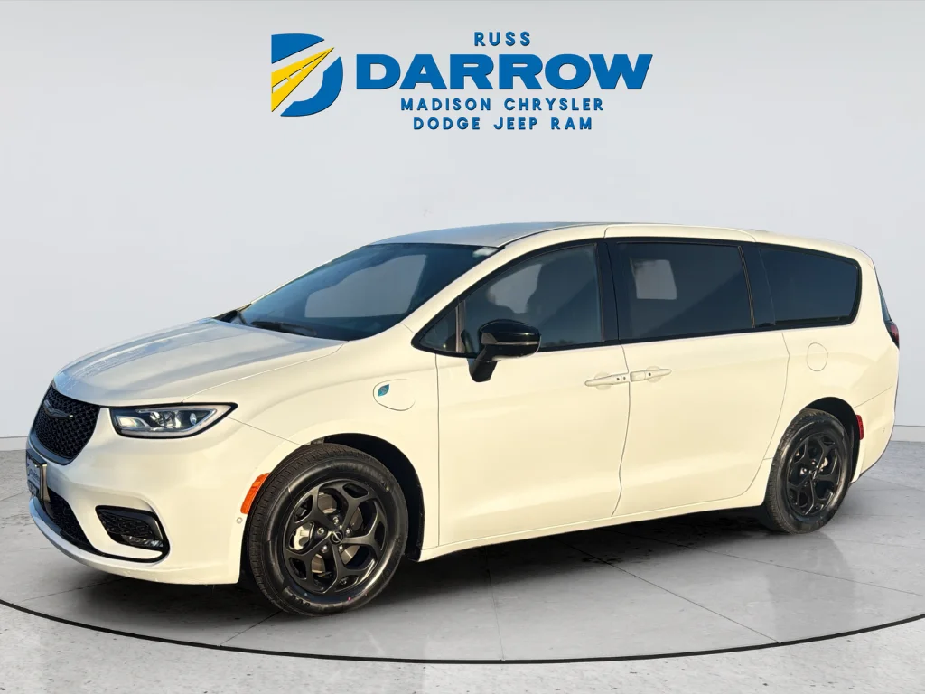 2024 Chrysler Pacifica PHEV Select