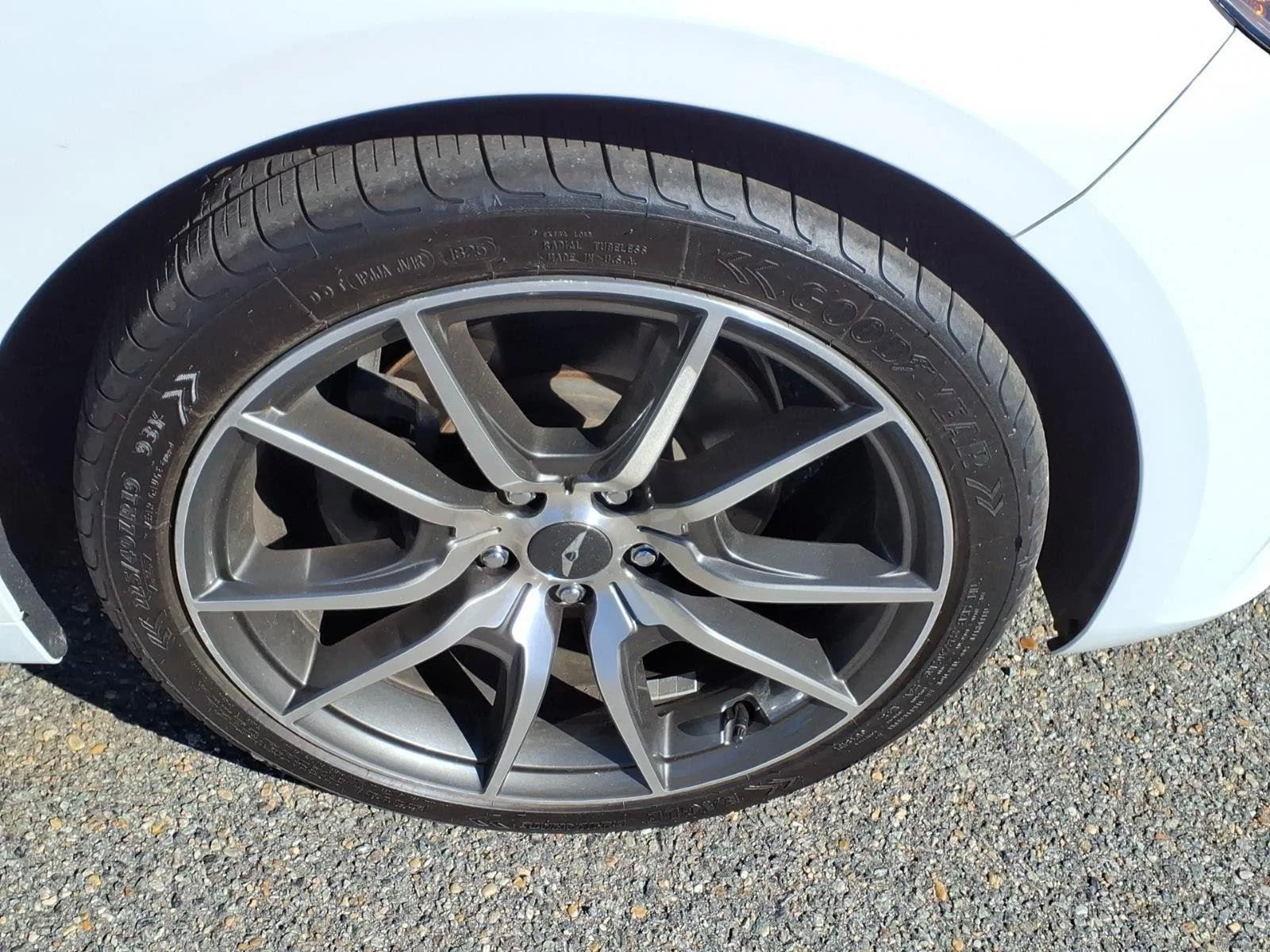 Used 2023 Uyuni White Genesis 2.0T image 5