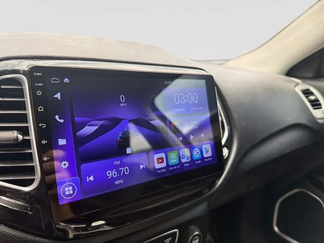 Used 2019 Red Jeep Latitude image 20