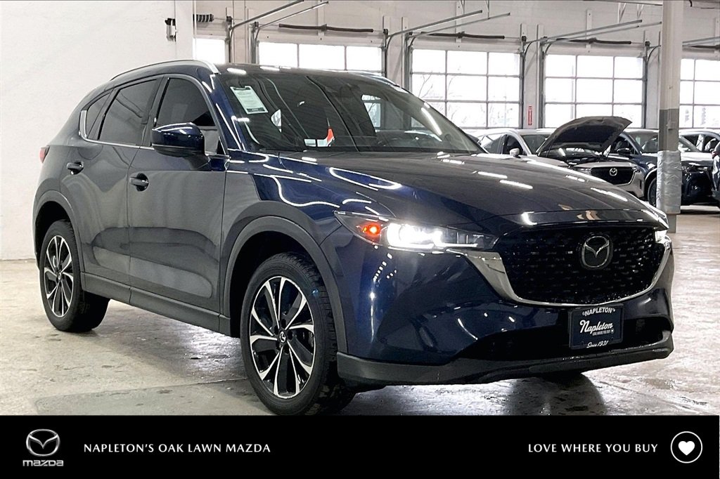 2023 Mazda CX-5 S Premium package