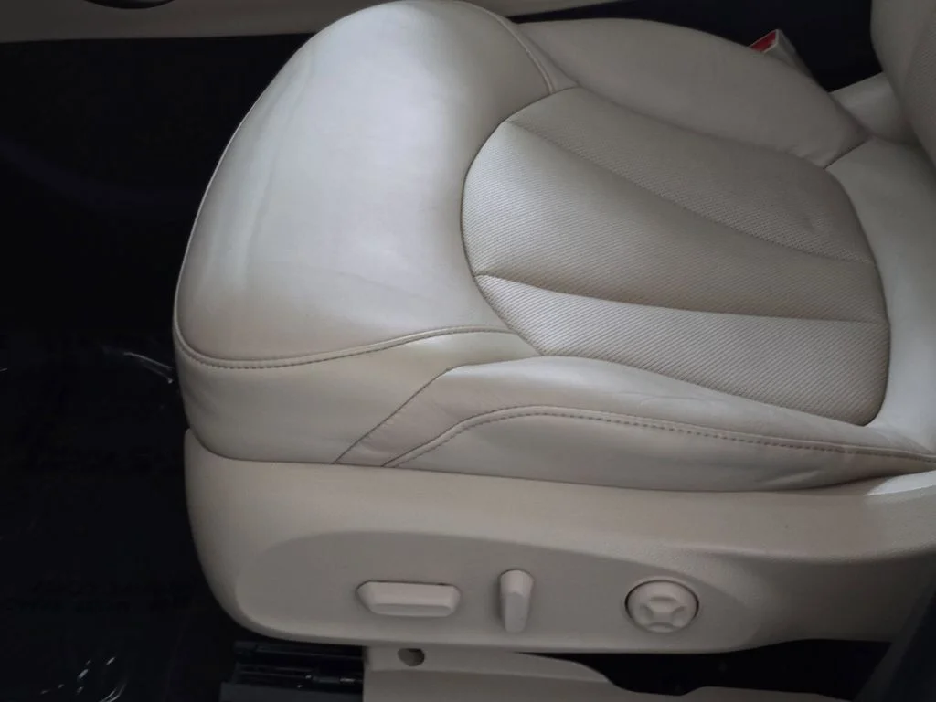 Used 2019 Gray Buick Premium I image 30