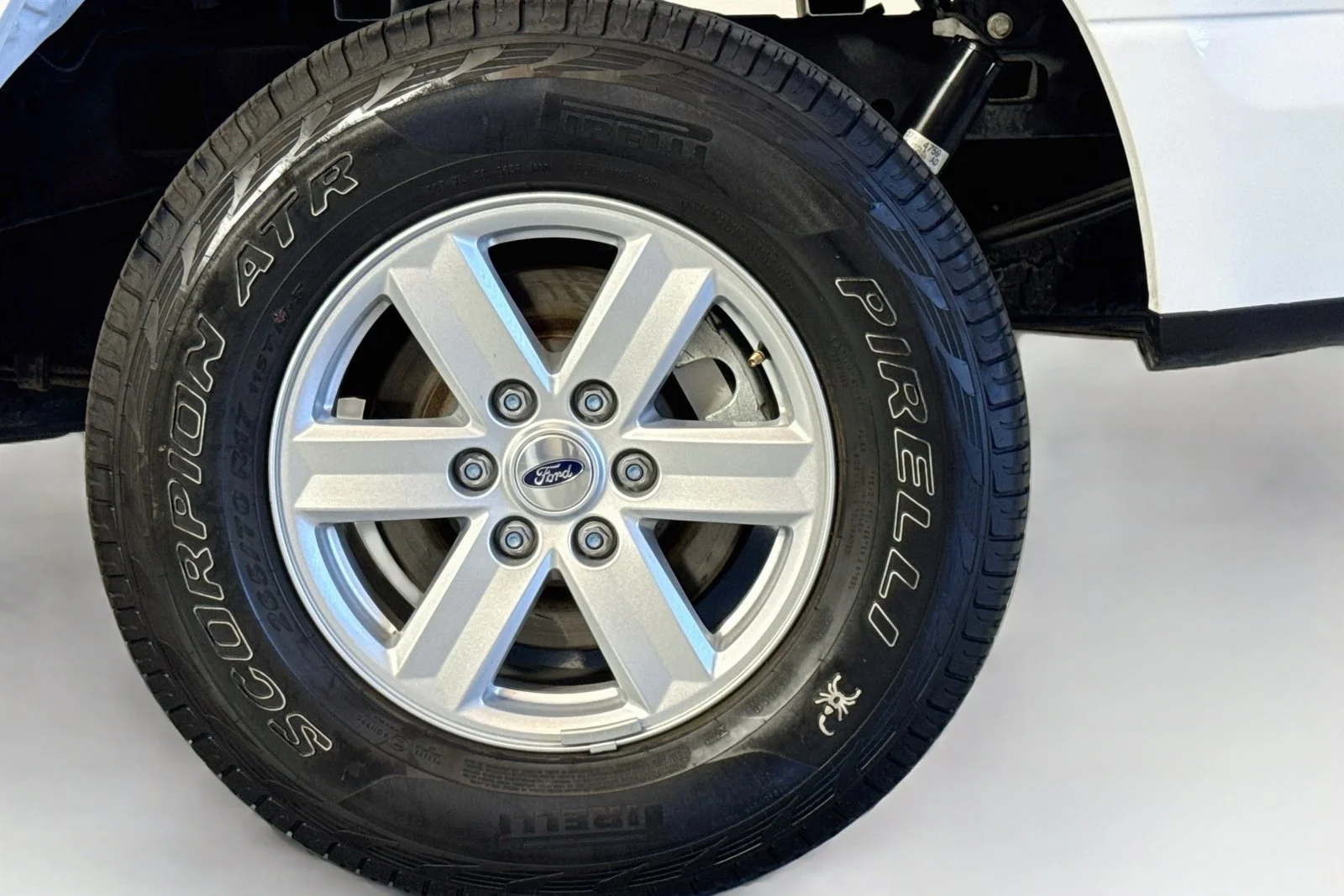 Used 2020 Oxford White Ford XL image 25