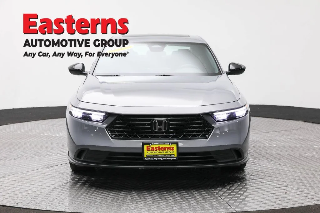 Used 2025 Gray Honda Sport image 2