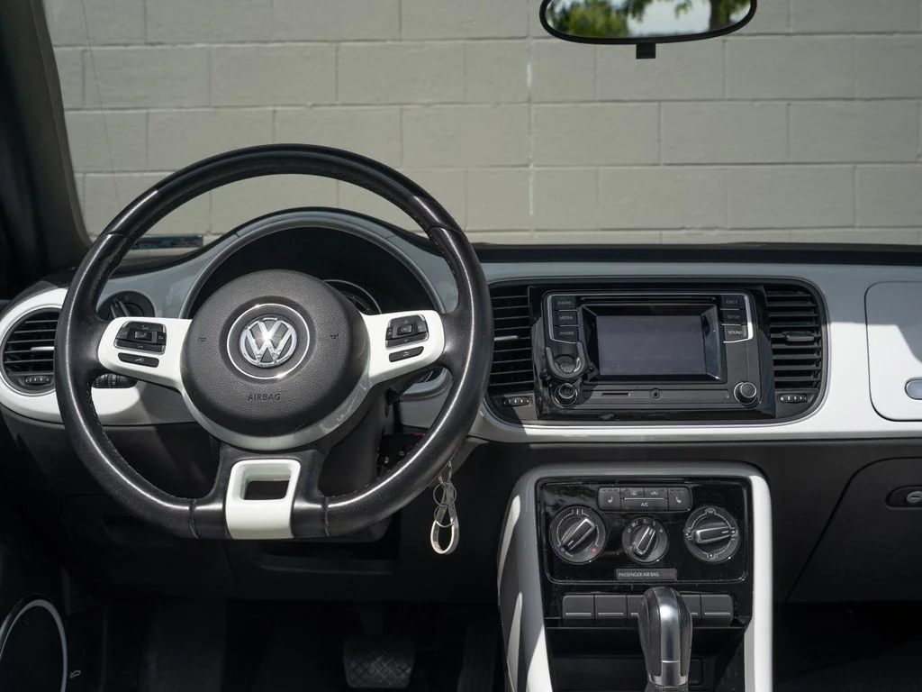 Used 2019 White Volkswagen 2.0T S image 22